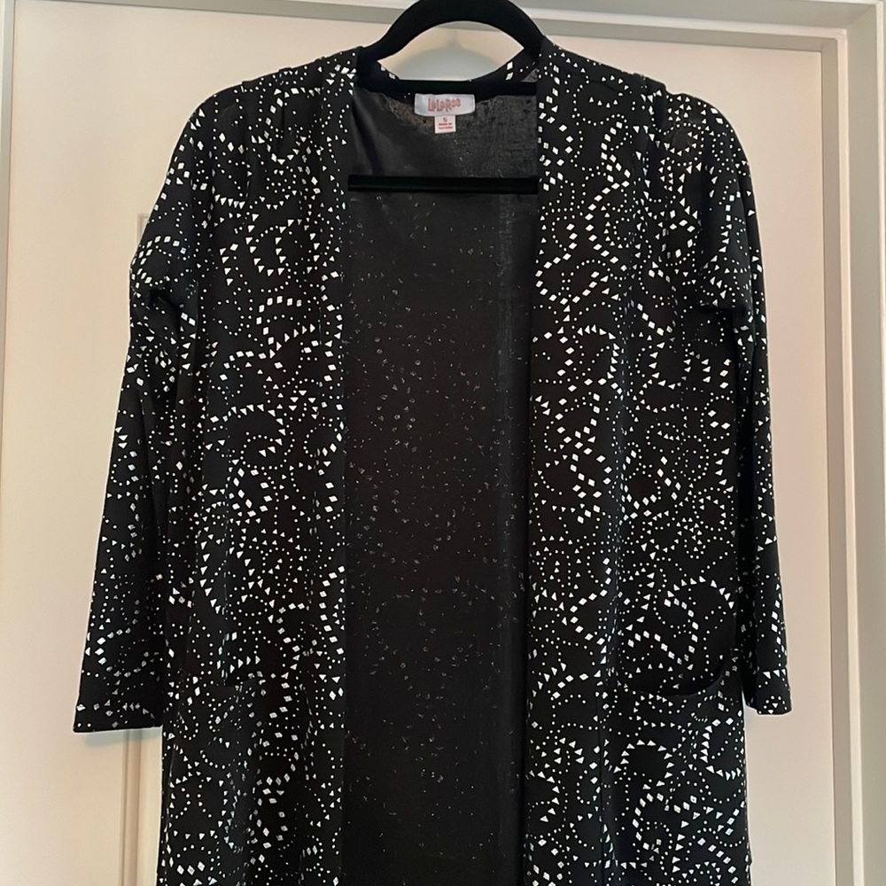 Elegant LuLaRoe Sarah- S